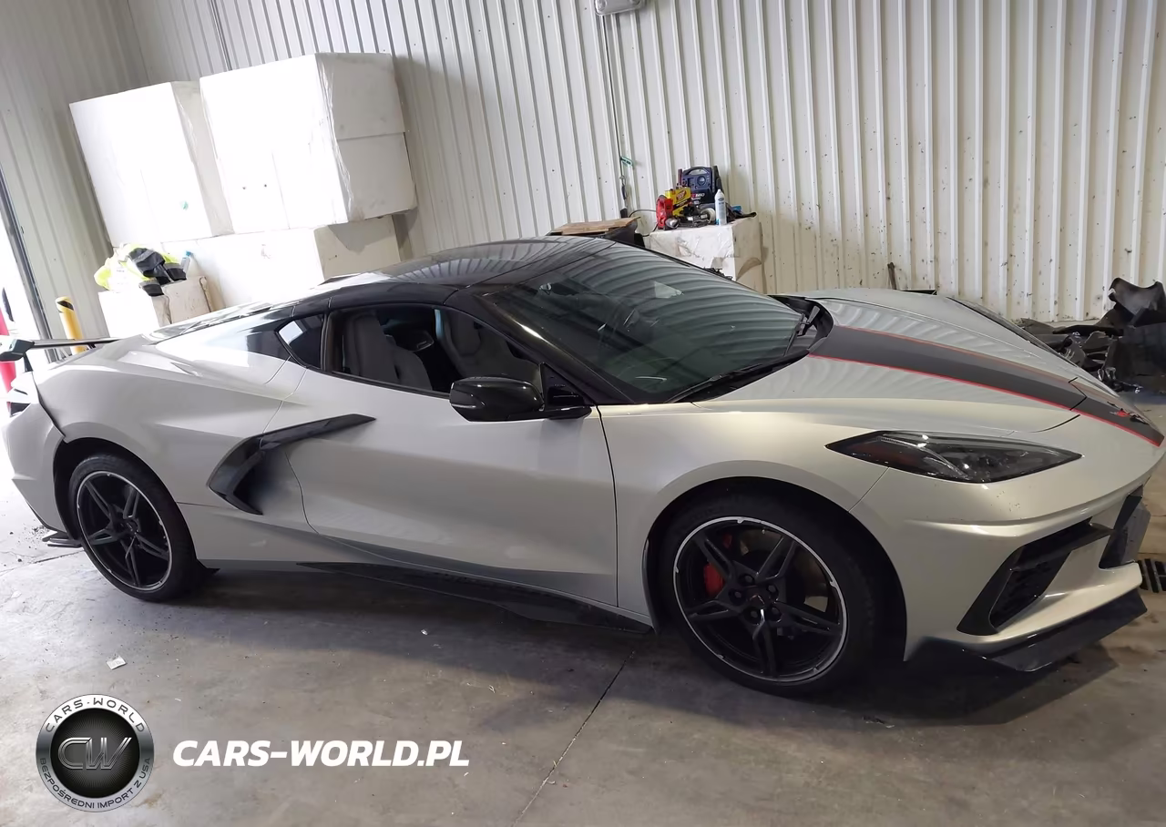 2021 Chevrolet Corvette Stingray VIN:1G1YB2D4XM5115714 - 14