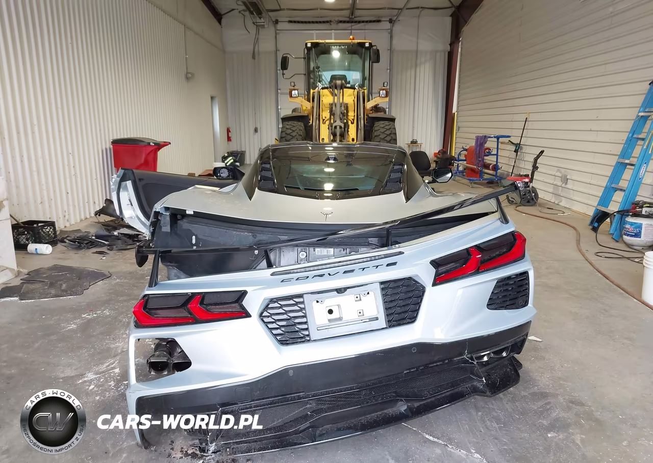 2021 Chevrolet Corvette Stingray VIN:1G1YB2D4XM5115714 - 17