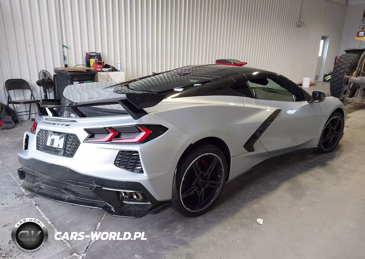 2021 Chevrolet Corvette Stingray VIN:1G1YB2D4XM5115714 - 4