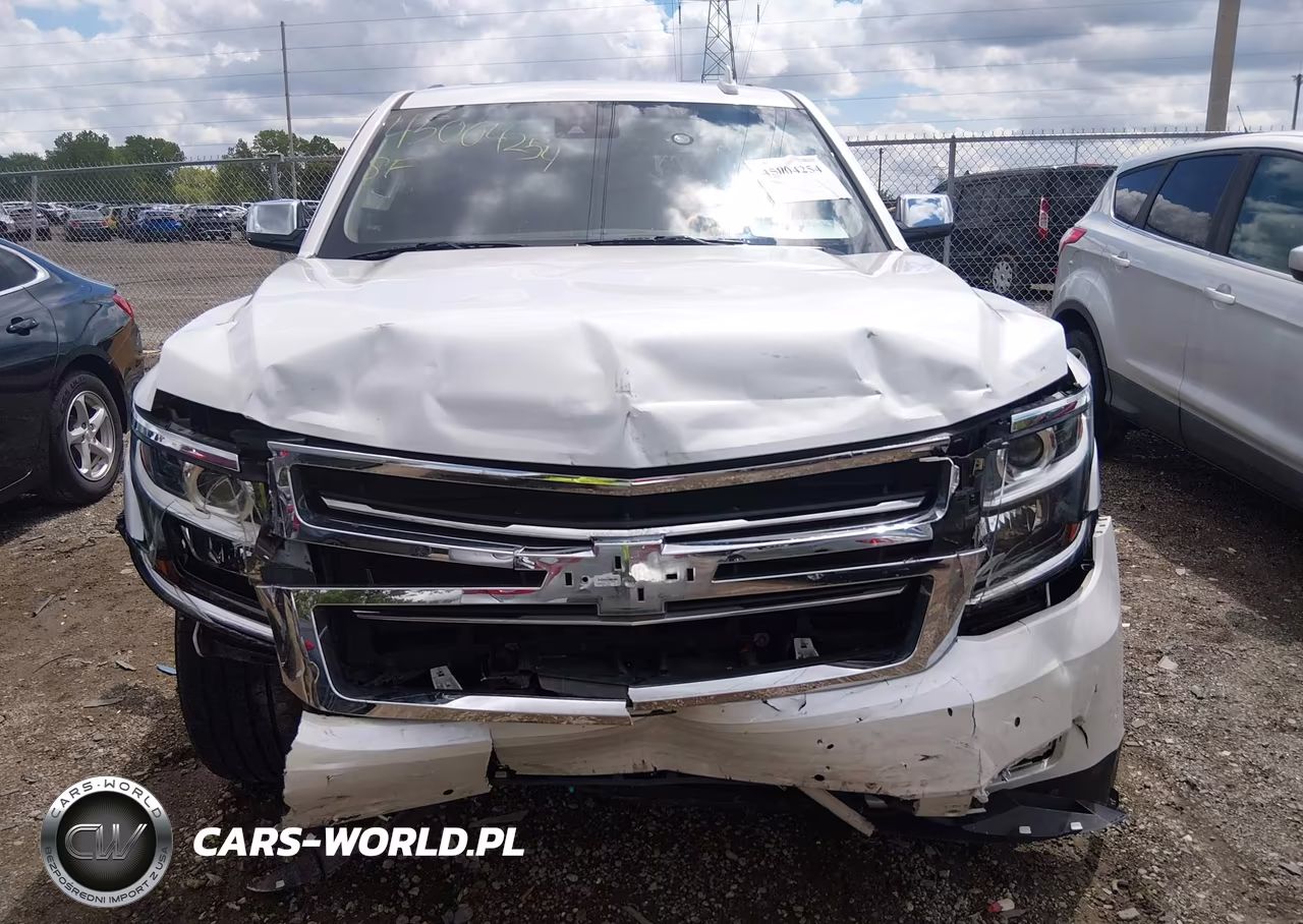 2017 Chevrolet Tahoe Premier VIN:1GNSKCKC8HR114001 - 12