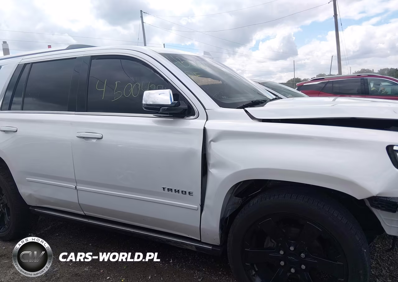 2017 Chevrolet Tahoe Premier VIN:1GNSKCKC8HR114001 - 17