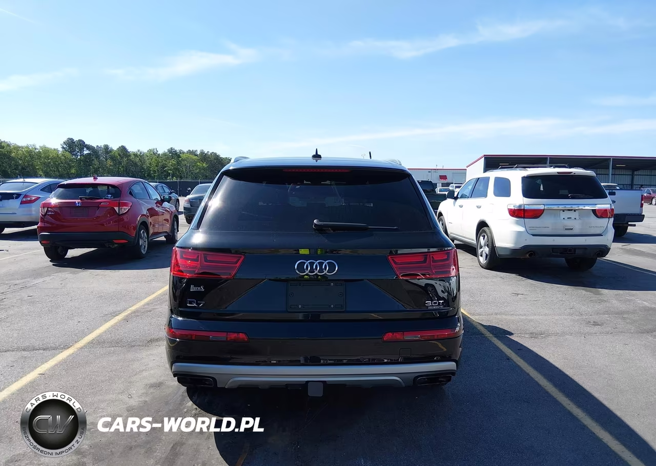 2018 Audi Q7 3.0T Premium VIN:WA1VAAF73JD053938 - 16