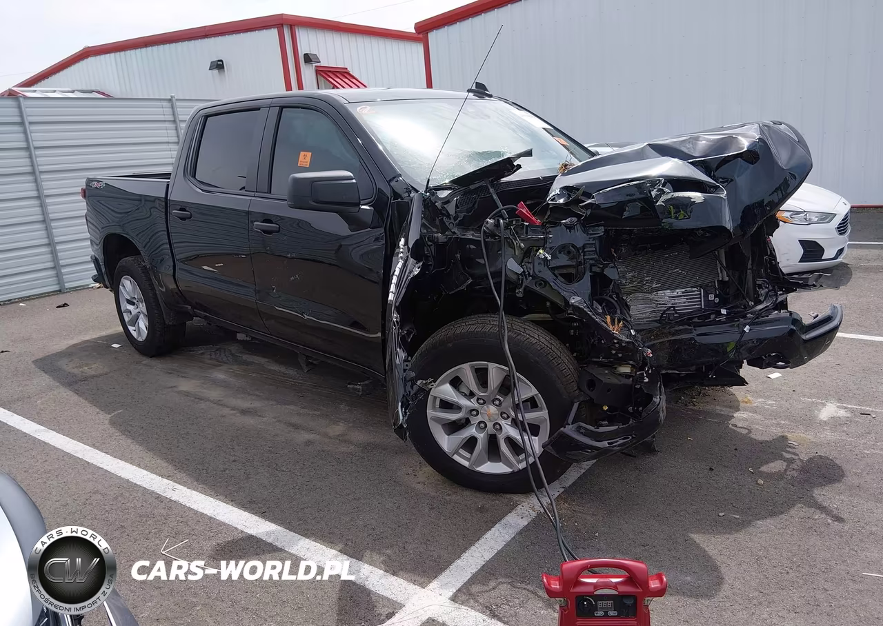 2025 Chevrolet Silverado 1500 4Wd Short Bed Custom – zdjęcie 1 z 15