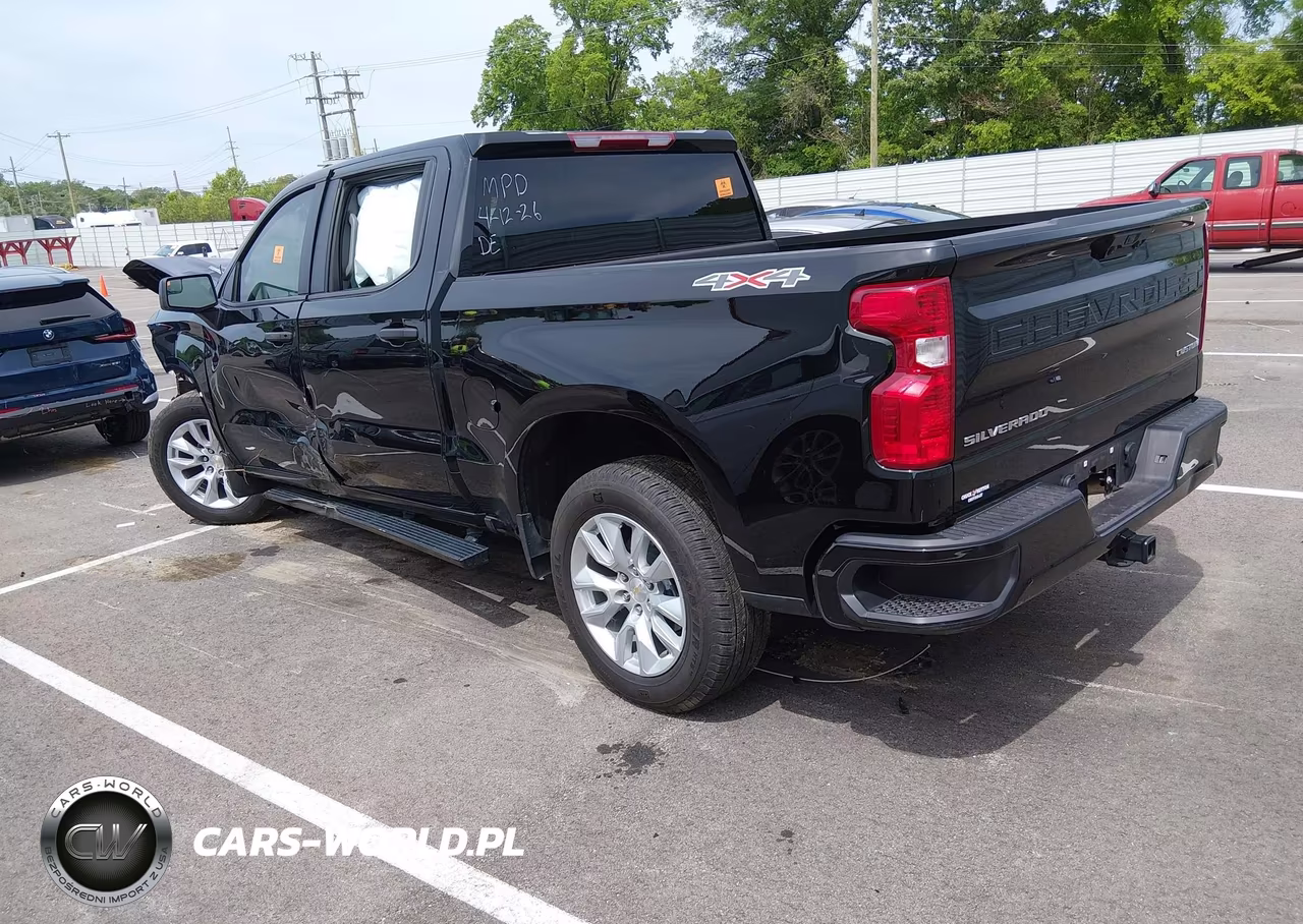 2025 Chevrolet Silverado 1500 4Wd Short Bed Custom VIN:1GCPKBEK3SZ291526 - 3