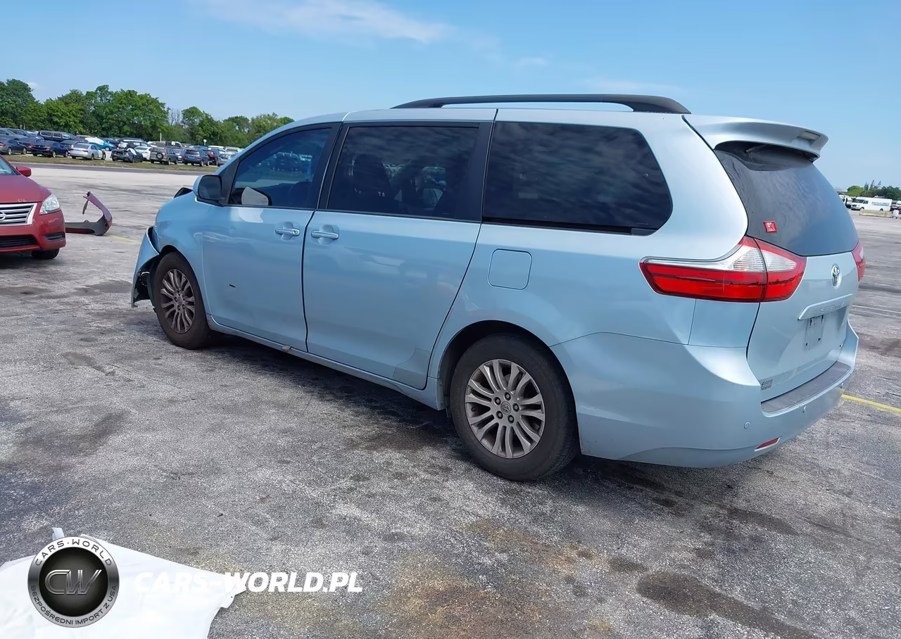 2016 Toyota Sienna Xle 8 Passenger VIN:5TDYK3DCXGS717905 - 3