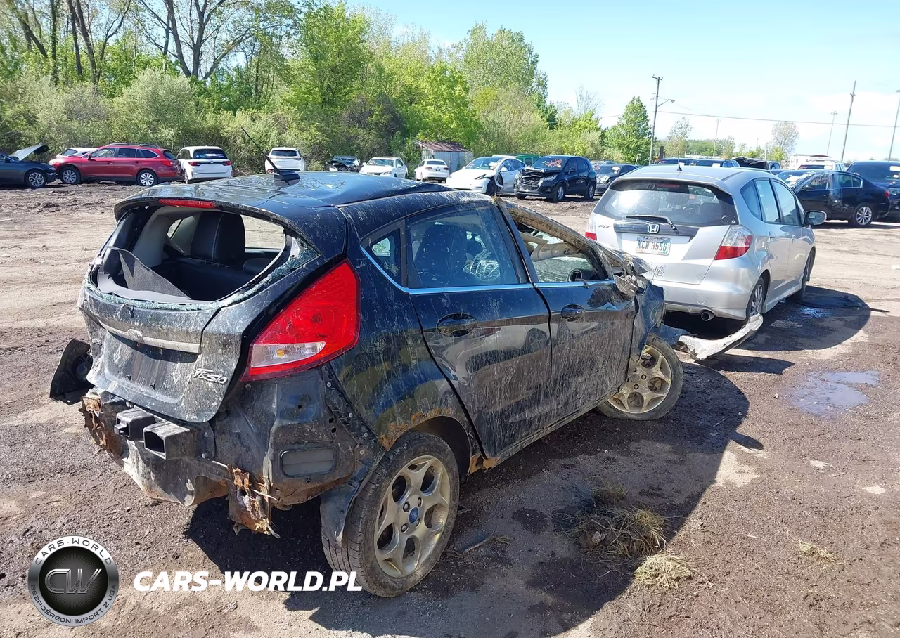 2012 Ford Fiesta Ses VIN:3FADP4FJ9CM145663 - 4