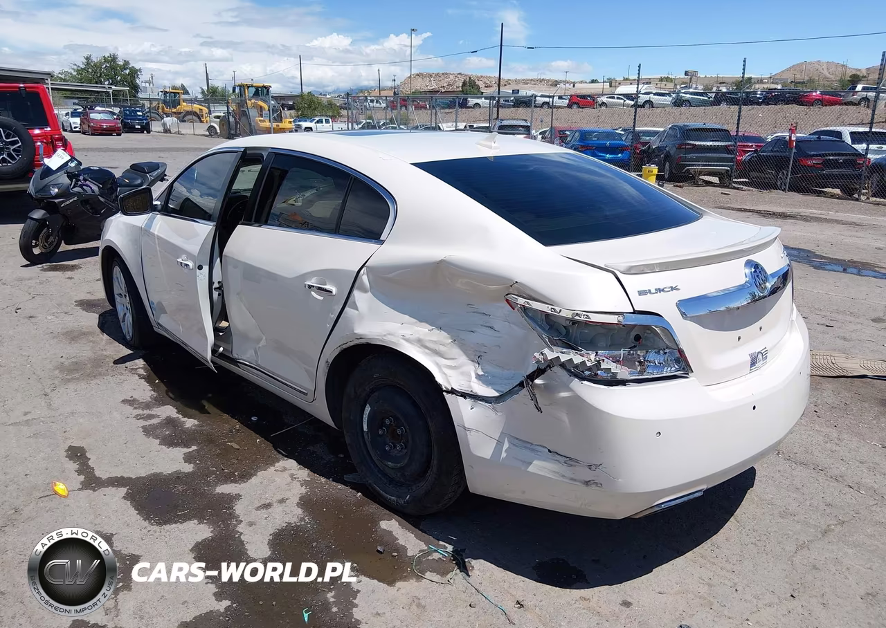 2011 Buick Lacrosse Cxs VIN:1G4GE5GD8BF213389 - 3