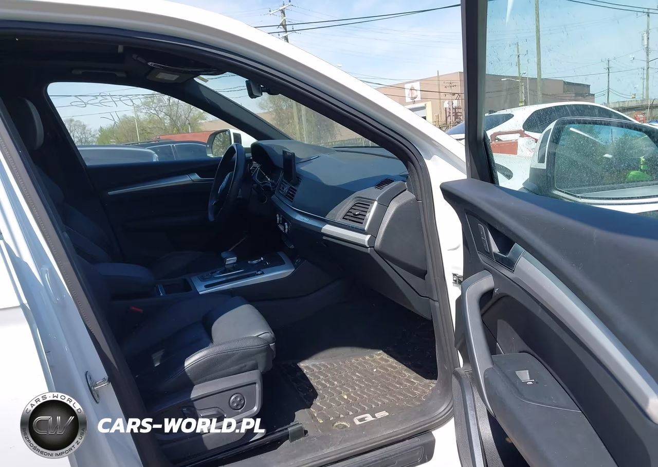 2020 Audi Q5 Premium 45 Tfsi Quattro S Tronic-Titanium Premium 45 Tfsi Quattro S Tronic VIN:WA1ANAFYXL2093105 - 5