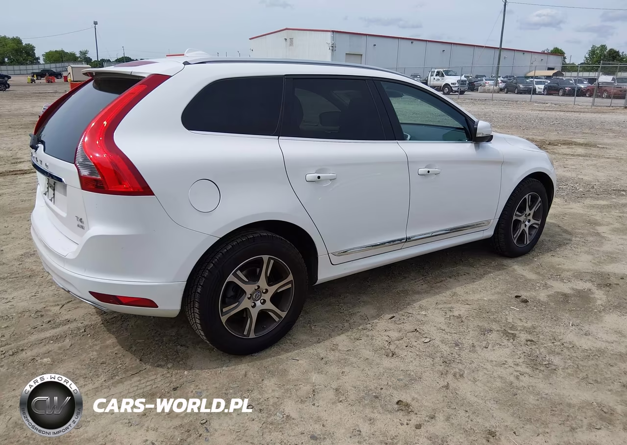 2015 Volvo Xc60 T6 VIN:YV4902RB9F2563792 - 4