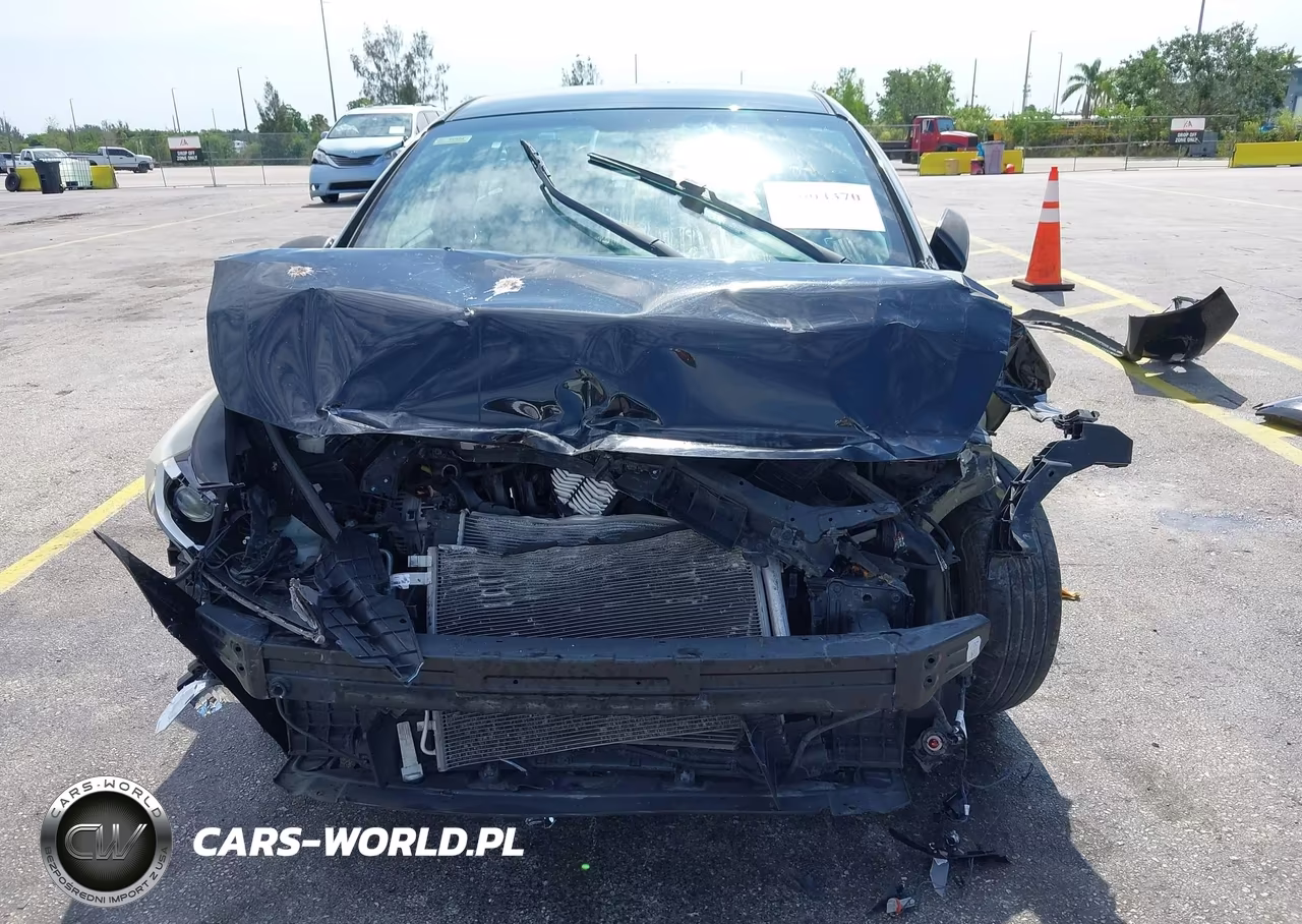 2017 Kia Forte Lx VIN:3KPFK4A7XHE041374 - 6