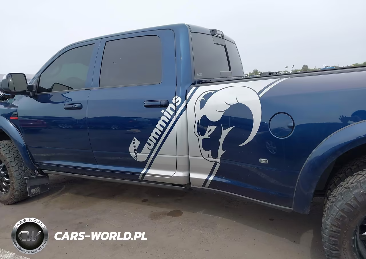2021 Ram 3500 Limited 4X4 8' Box VIN:3C63RRRL0MG667115 - 16