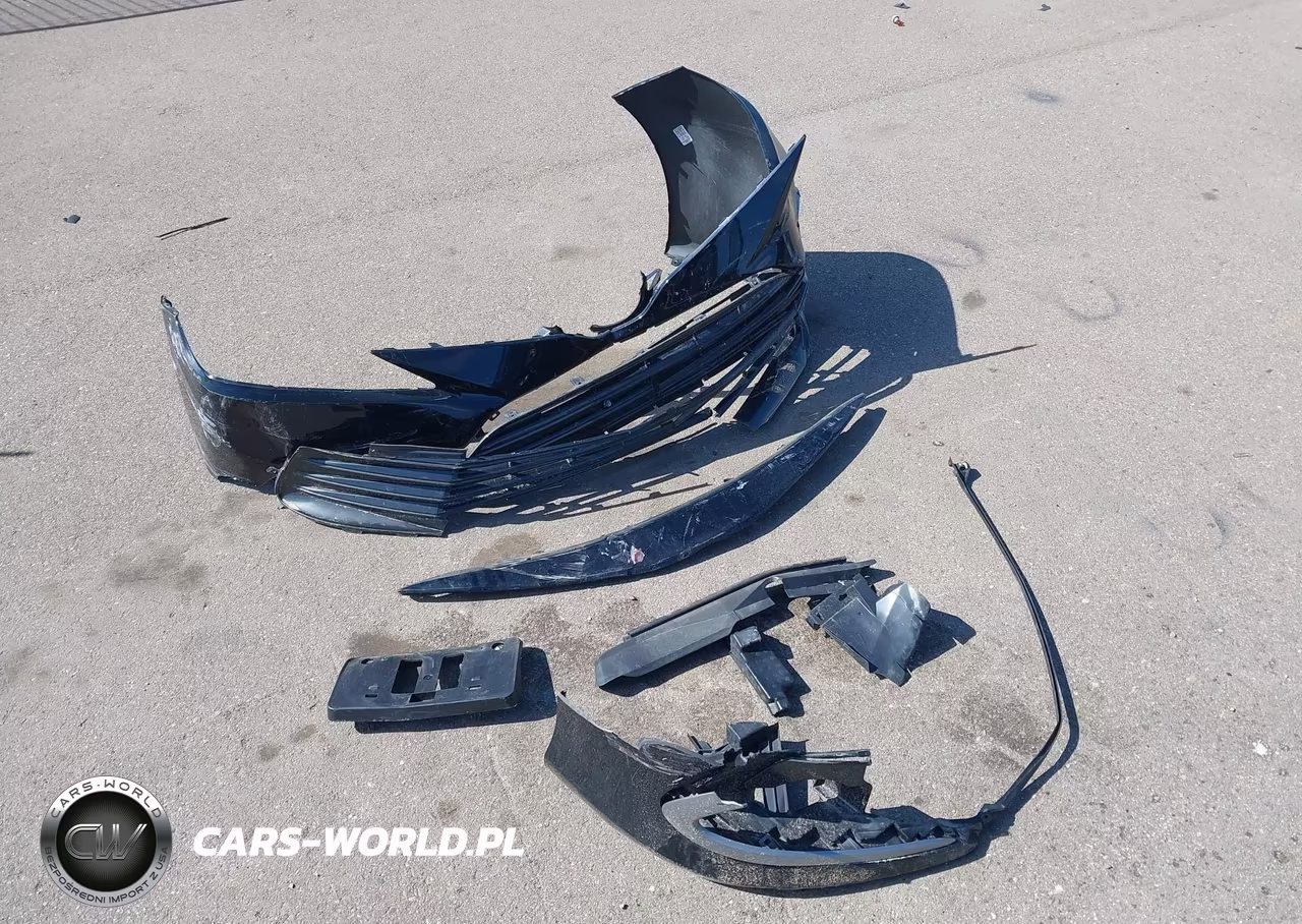 2024 Toyota Camry Le VIN:4T1C11AKXRU263615 - 12
