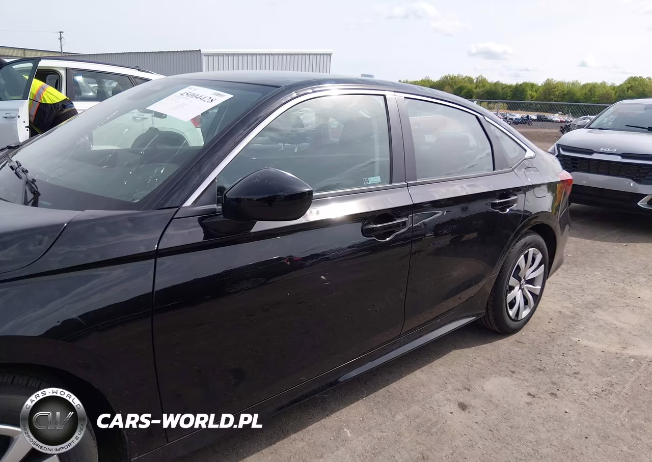 2026 Honda Civic Lx VIN:2HGFE2F20TH533077 - 13