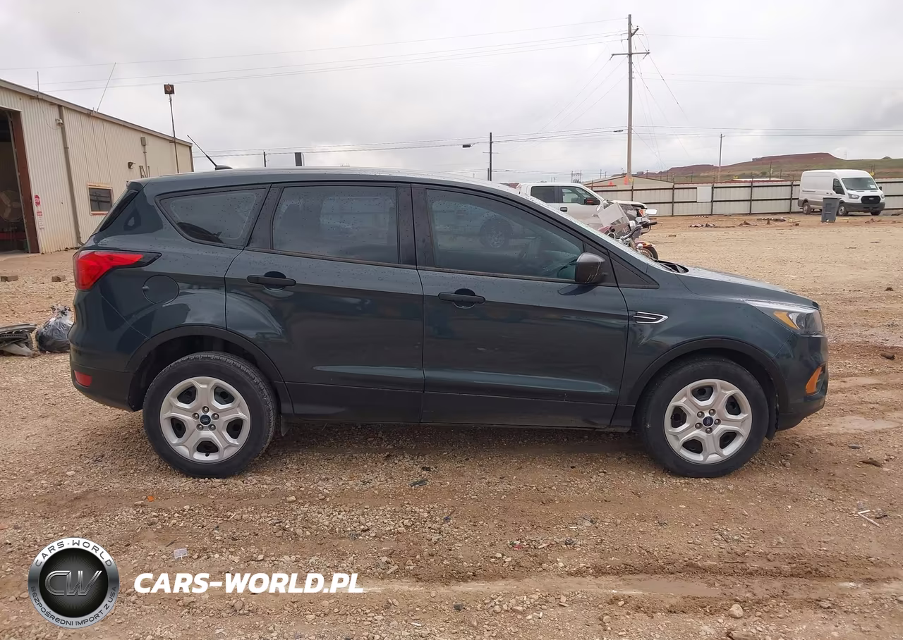 2019 Ford Escape S VIN:1FMCU0F72KUB00047 - 13