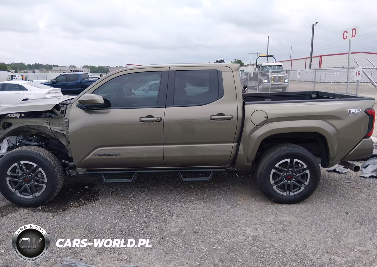 2025 Toyota Tacoma Trd Sport VIN:3TMKB5FN4SM030833 - 15