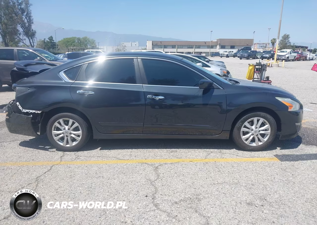 2014 Nissan Altima 2.5 S VIN:1N4AL3AP3EN233797 - 14