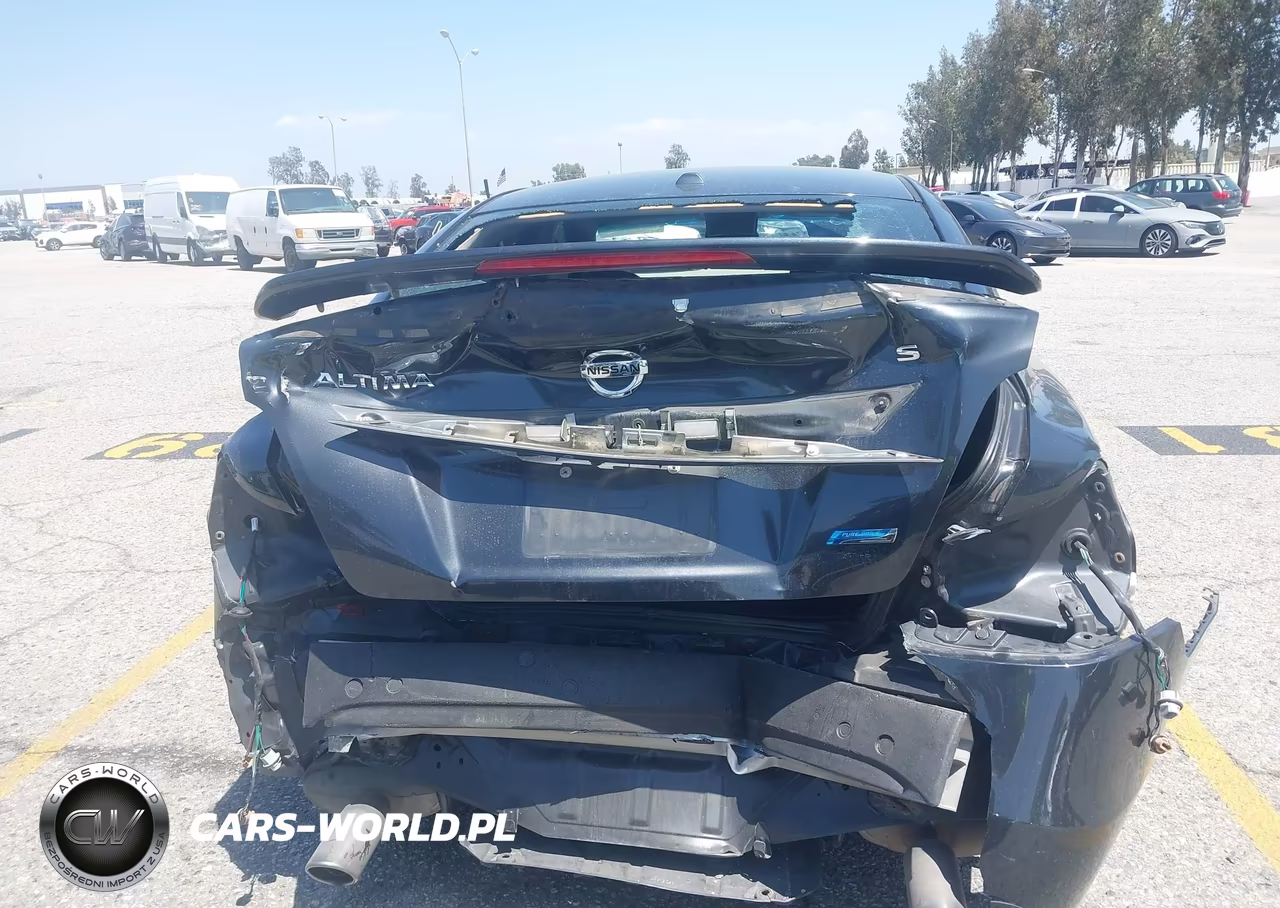 2014 Nissan Altima 2.5 S VIN:1N4AL3AP3EN233797 - 17