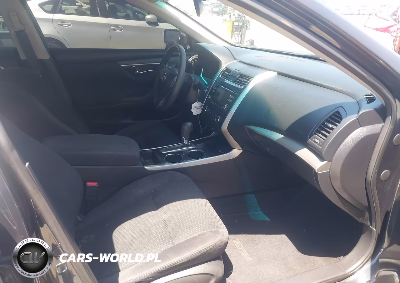 2014 Nissan Altima 2.5 S VIN:1N4AL3AP3EN233797 - 5
