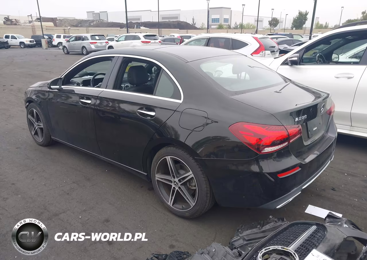 2022 Mercedes-Benz A 220 VIN:W1K3G4EB0NJ356286 - 3