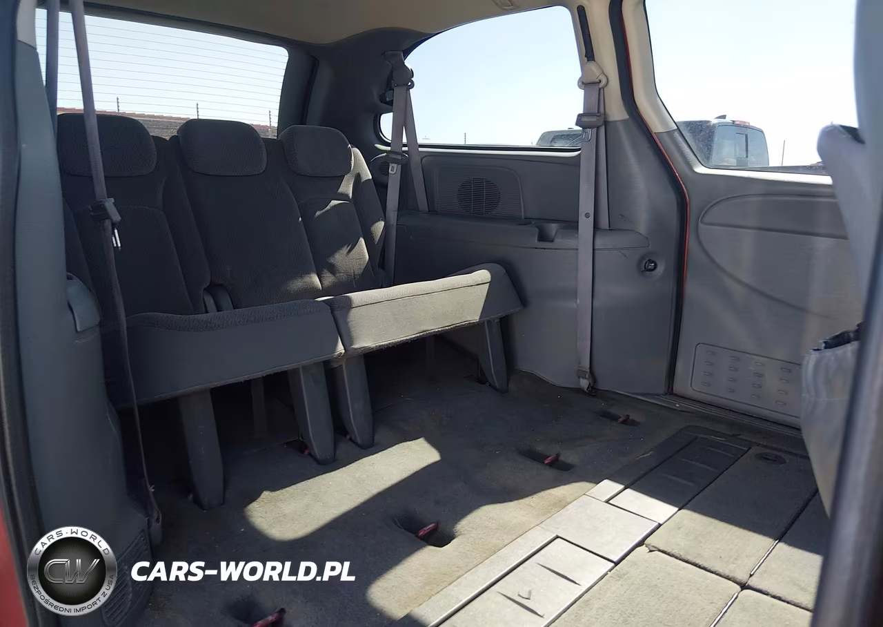 2007 Chrysler Town & Country Lx VIN:2A4GP44R87R161023 - 5