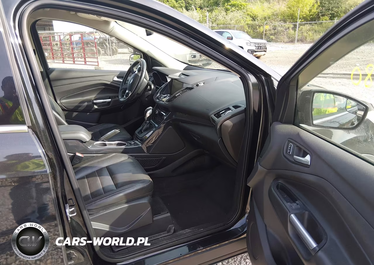 2014 Ford Escape Titanium VIN:1FMCU9JX4EUE18574 - 5
