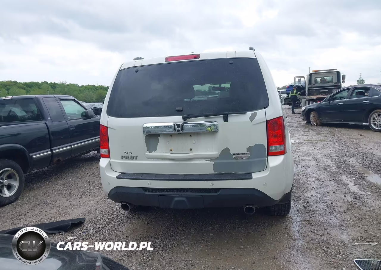 2015 Honda Pilot Touring VIN:5FNYF4H91FB068586 - 16