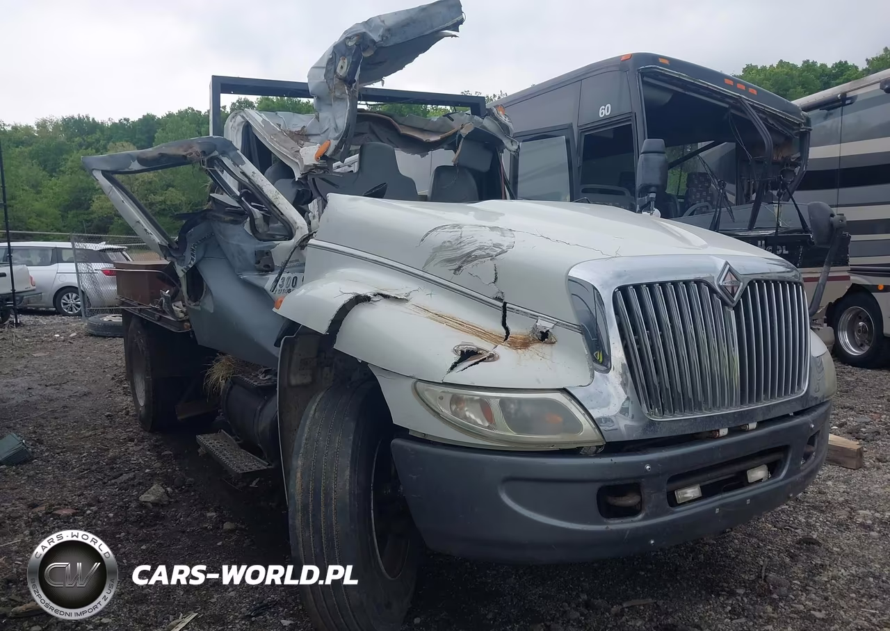 2005 International 4000 4300