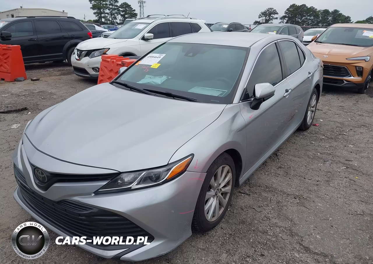 2019 Toyota Camry Le VIN:4T1B11HK7KU846280 - 2