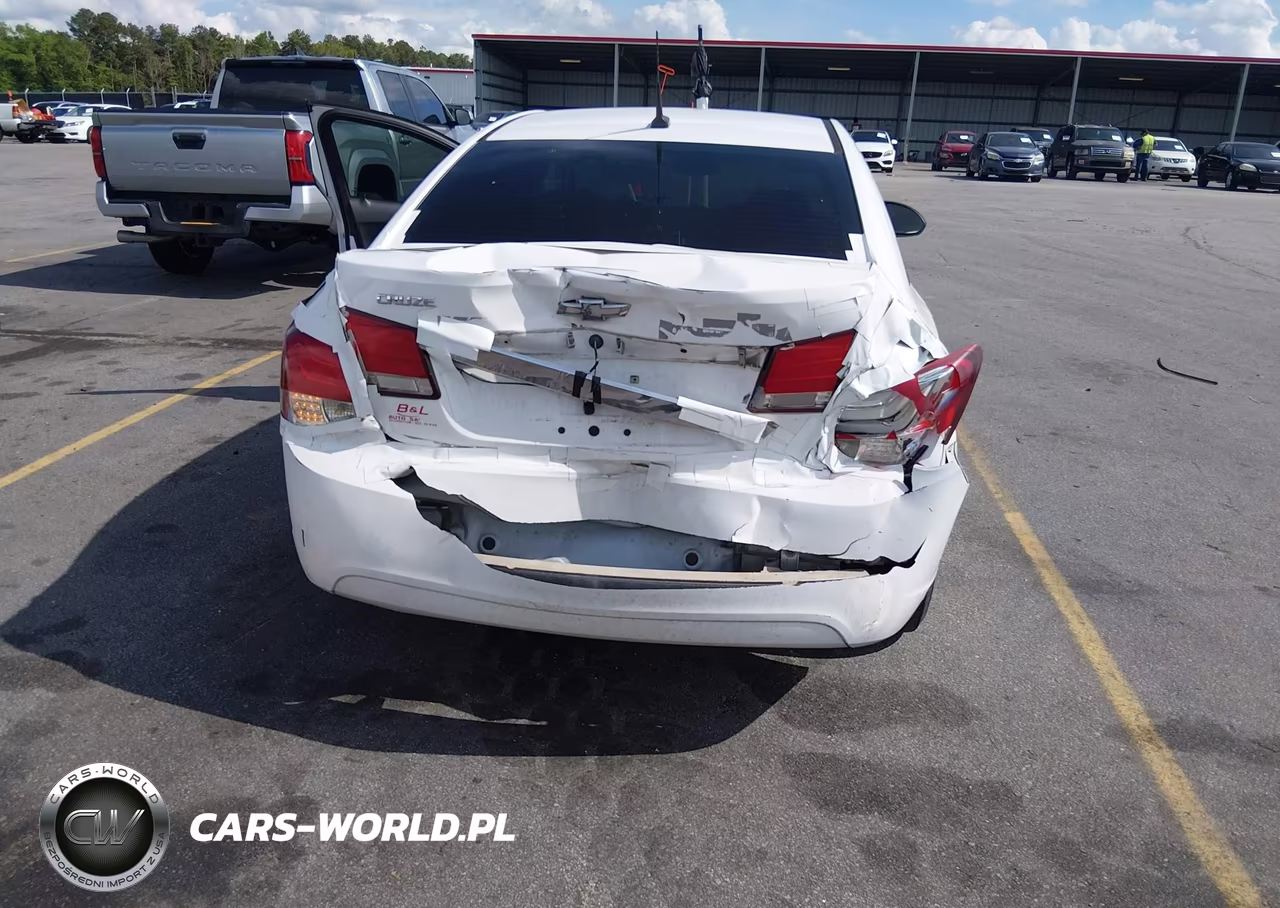 2014 Chevrolet Cruze Ls Auto VIN:1G1PA5SH9E7466061 - 6