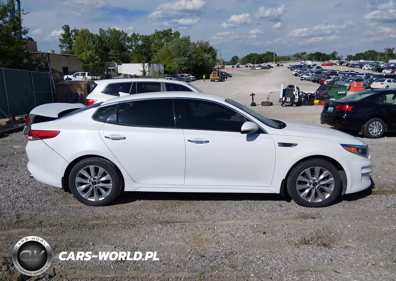 2018 Kia Optima Ex VIN:5XXGU4L32JG195566 - 13