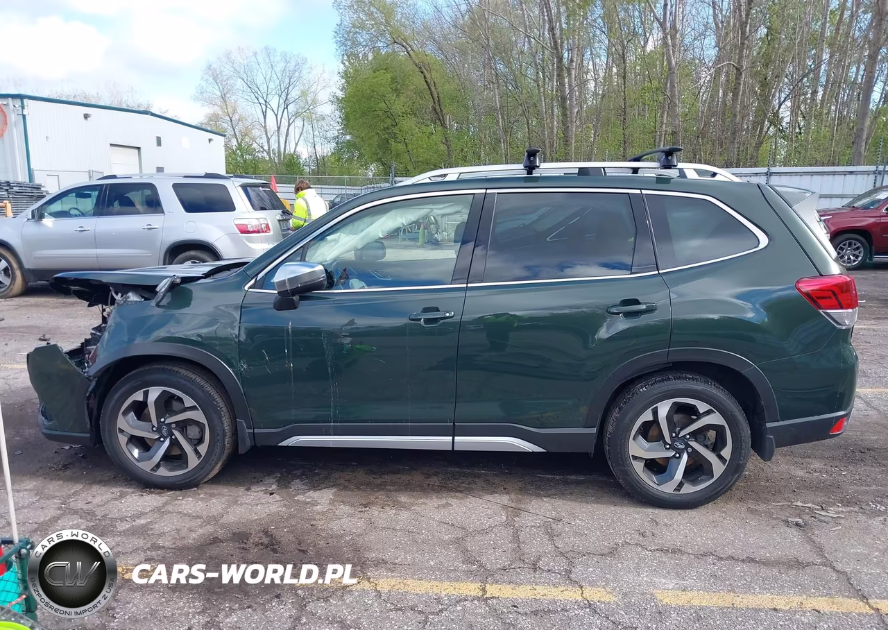 2023 Subaru Forester Touring VIN:JF2SKARC9PH497102 - 13
