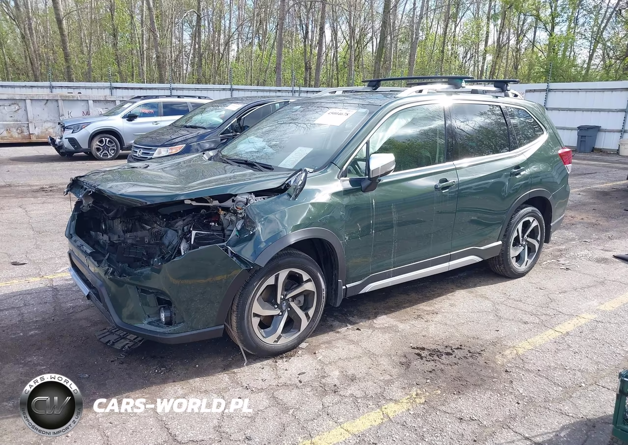 2023 Subaru Forester Touring VIN:JF2SKARC9PH497102 - 2