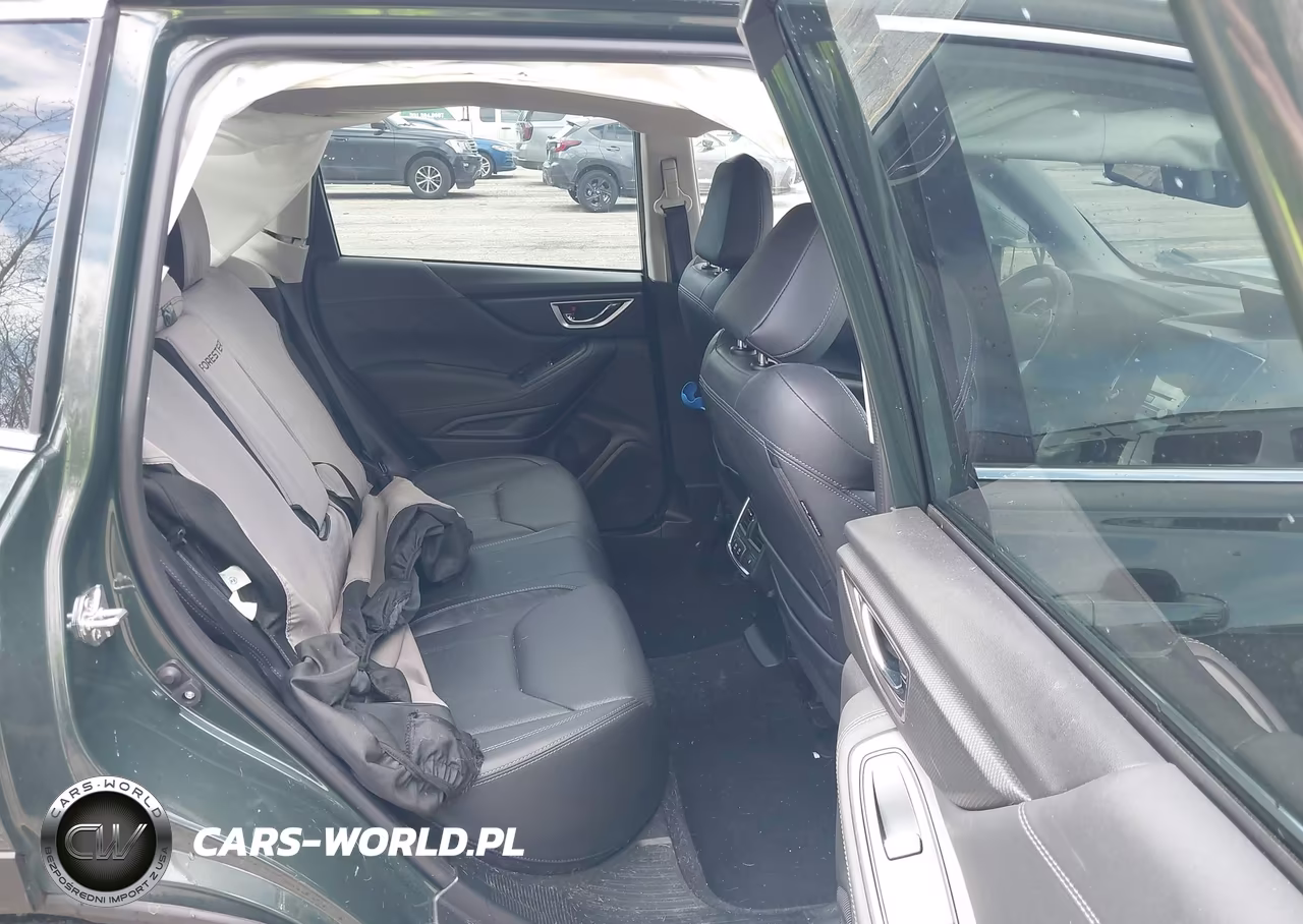 2023 Subaru Forester Touring VIN:JF2SKARC9PH497102 - 8