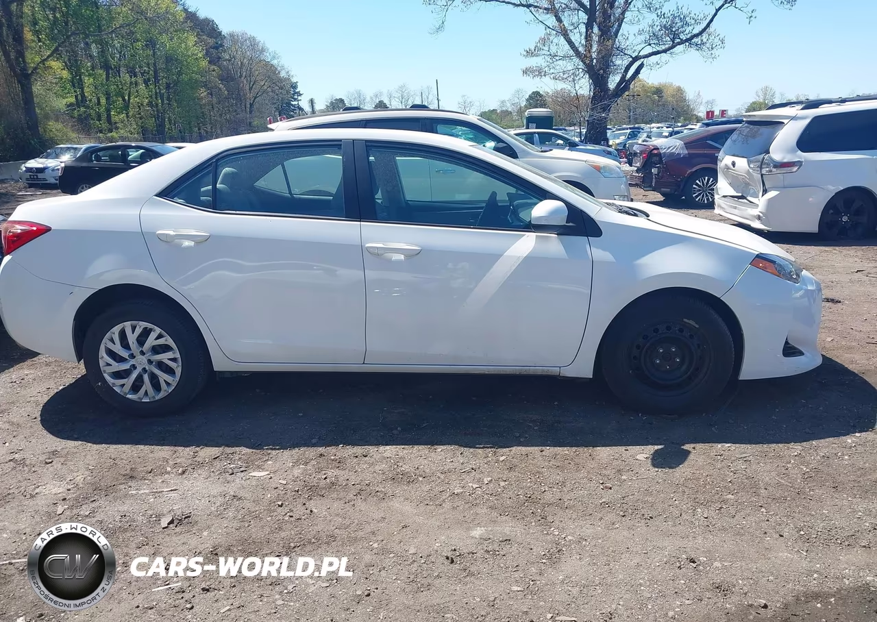 2017 Toyota Corolla L-Le-Se-Se Special Edition-Xle-Xse VIN:5YFBURHE5HP672185 - 13