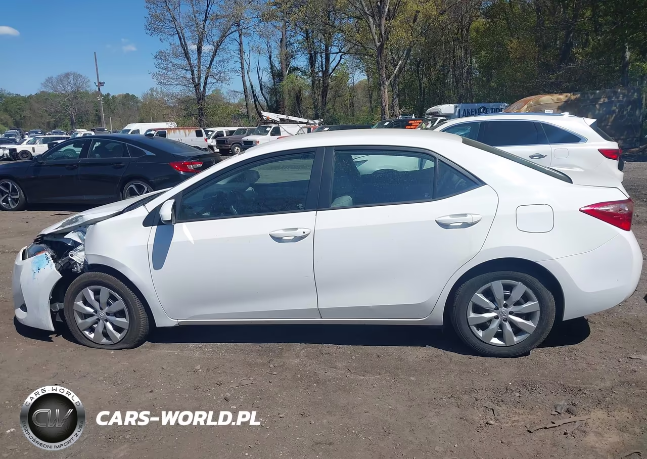 2017 Toyota Corolla L-Le-Se-Se Special Edition-Xle-Xse VIN:5YFBURHE5HP672185 - 14