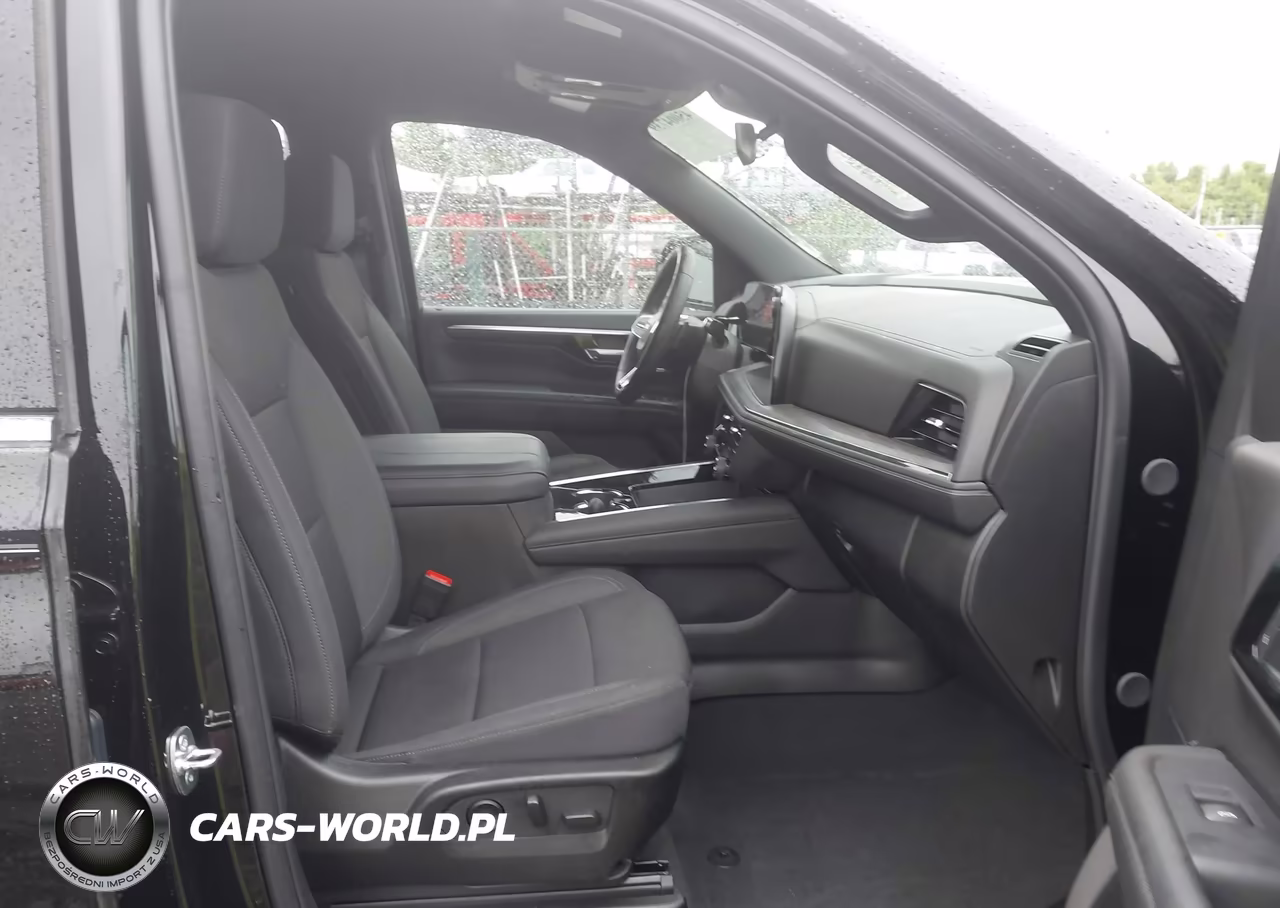 2025 Chevrolet Suburban 4Wd Ls VIN:1GNS6BRD0SR262244 - 5
