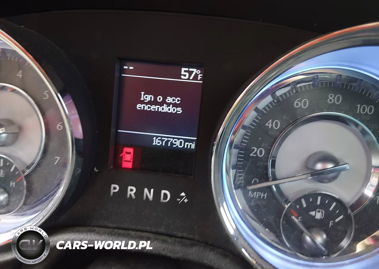 2011 Chrysler 300C VIN:2C3CA6CT7BH529094 - 7