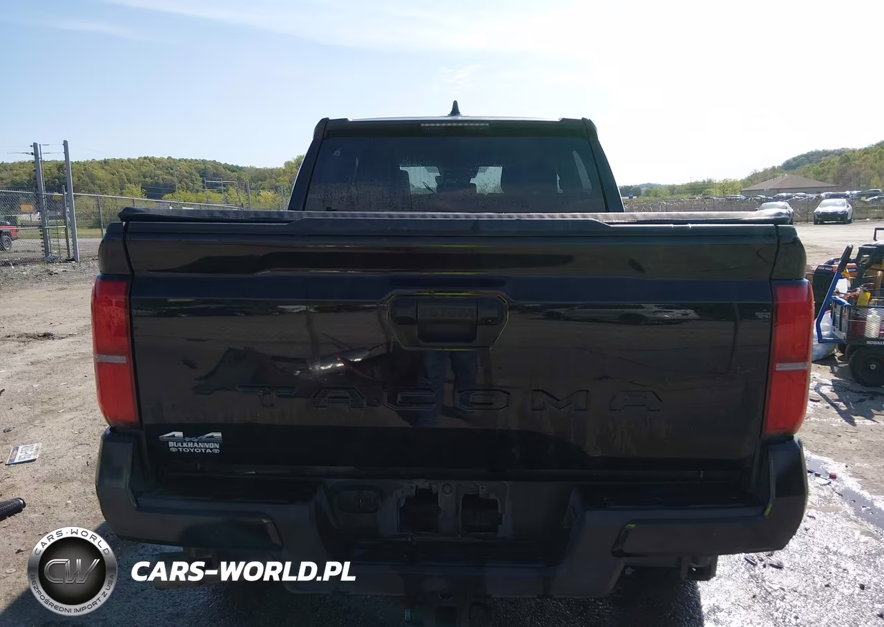 2025 Toyota Tacoma Limited-Sr-Sr5-Trd Off Road-Trd Sport VIN:3TMLB5JN6SM176498 - 17