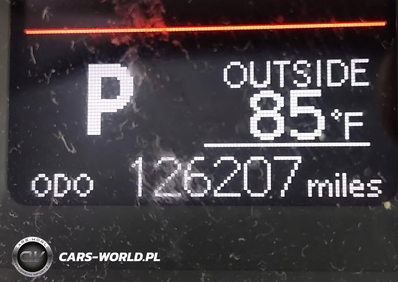 2017 Toyota Corolla L VIN:5YFBURHEXHP610393 - 16