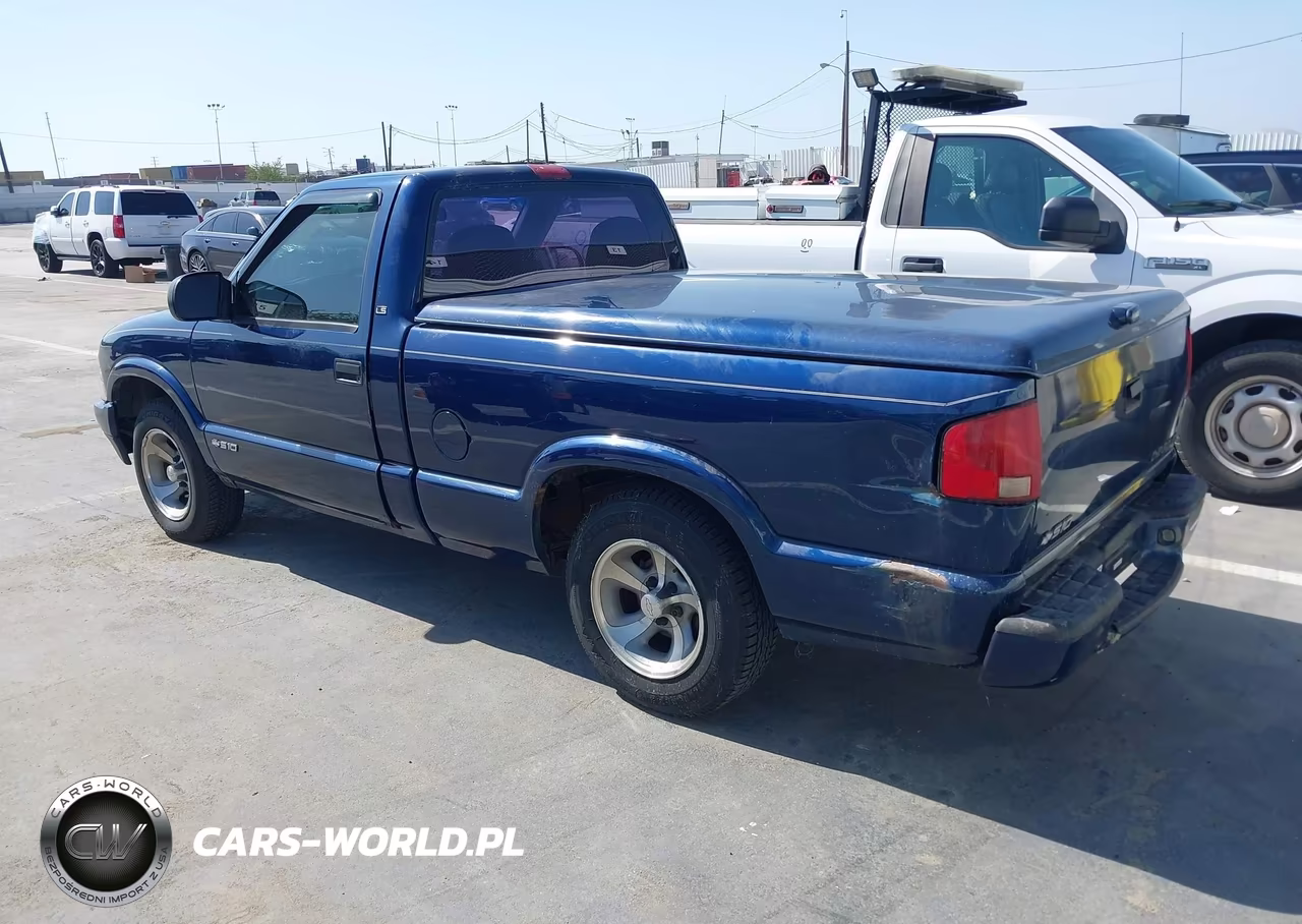 2000 Chevrolet S-10 Ls VIN:1GCCS1455YK256458 - 3
