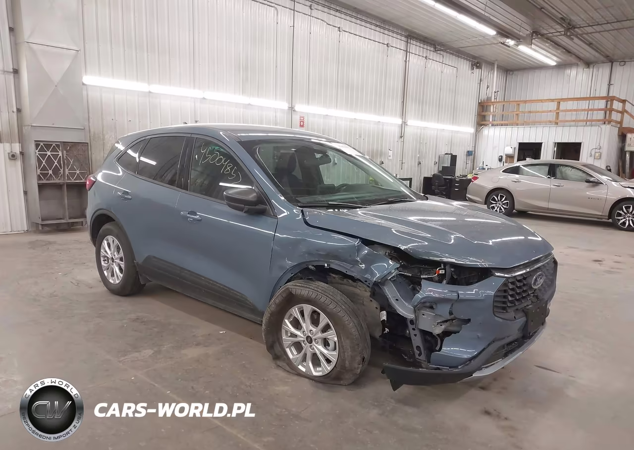 2025 Ford Escape Active – zdjęcie 1 z 17