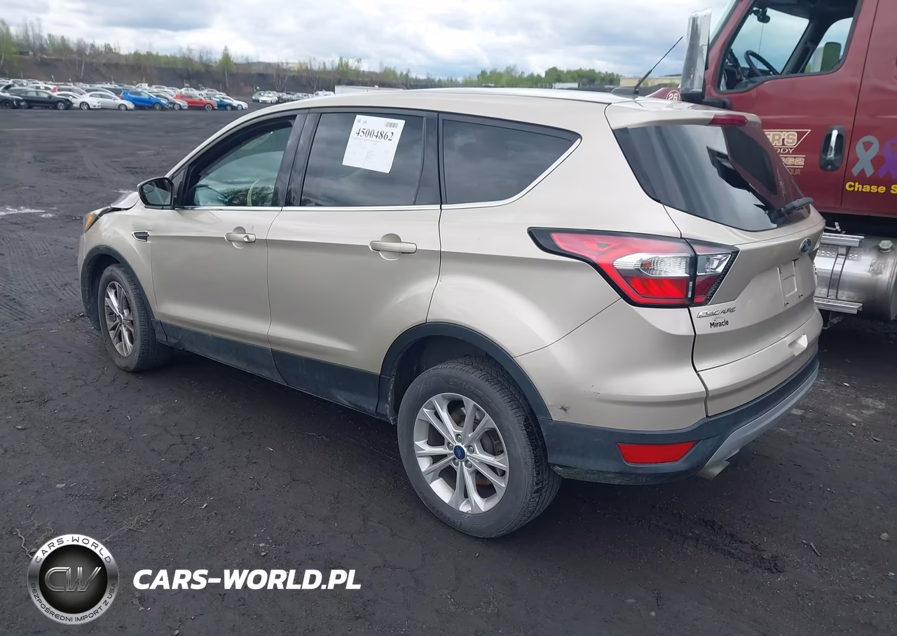 2017 Ford Escape Se VIN:1FMCU9GD5HUE51004 - 3