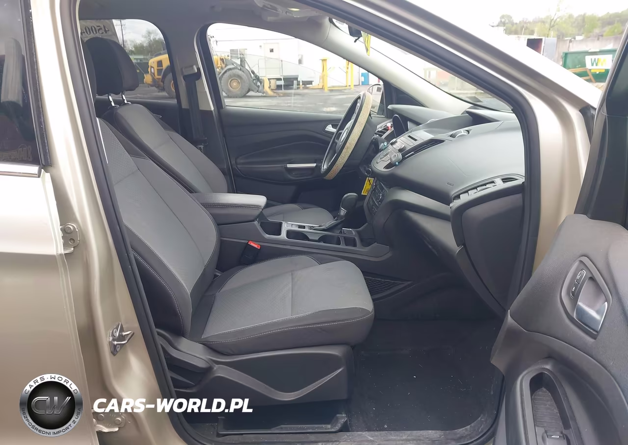 2017 Ford Escape Se VIN:1FMCU9GD5HUE51004 - 5