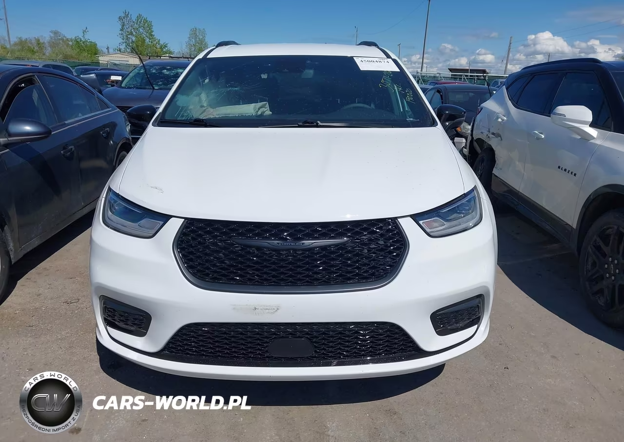2024 Chrysler Pacifica Touring L VIN:2C4RC1BG8RR190020 - 12