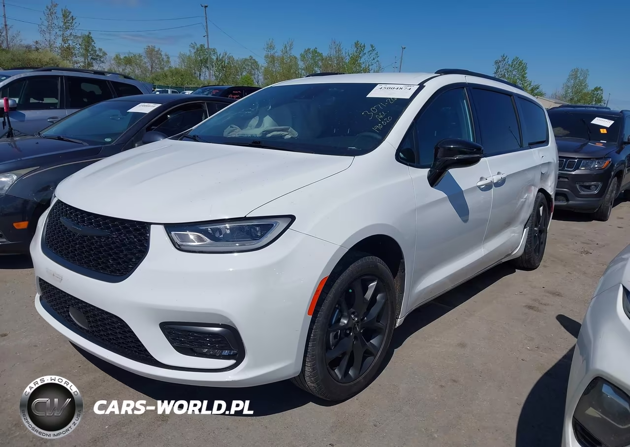 2024 Chrysler Pacifica Touring L VIN:2C4RC1BG8RR190020 - 2