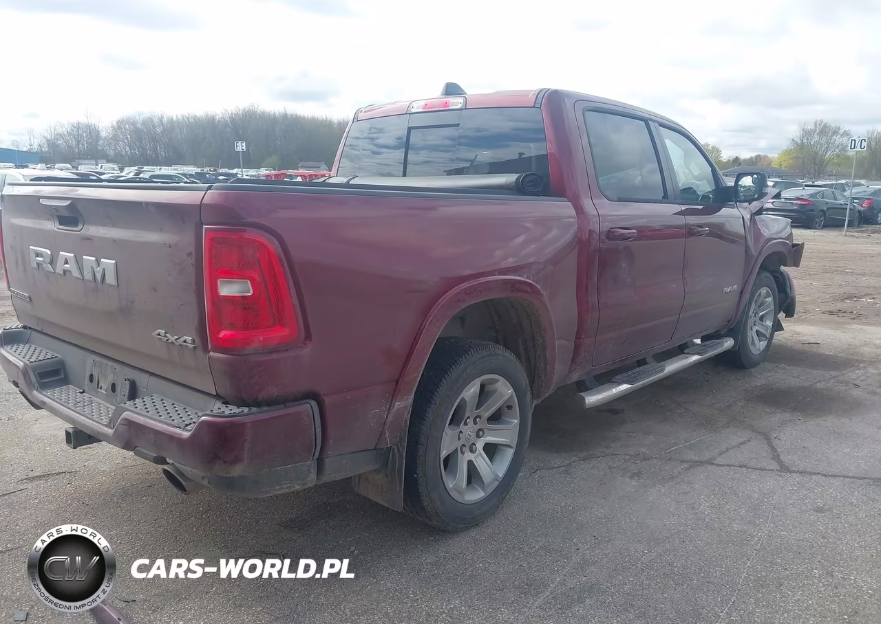 2025 Ram 1500 Big Horn 4X4 5'7 Box VIN:1C6SRFFP5SN541435 - 4