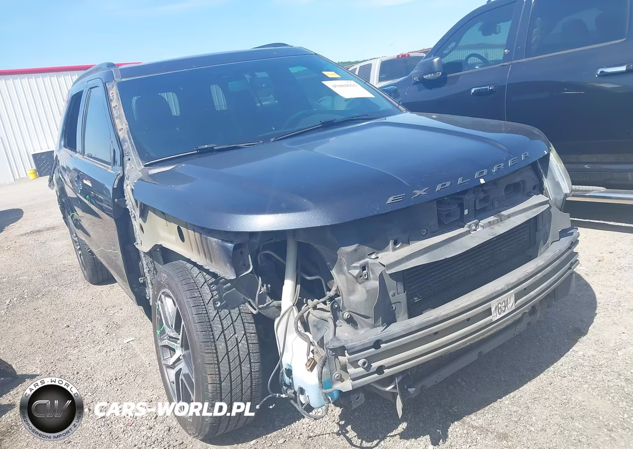 2017 Ford Explorer Sport VIN:1FM5K8GT7HGB12999 - 6