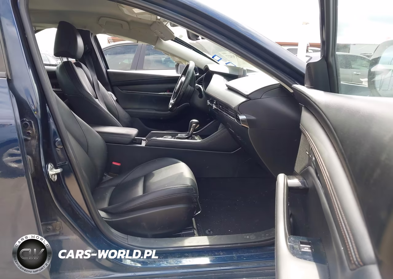 2019 Mazda Mazda3 Preferred Package VIN:JM1BPBDMXK1116011 - 5