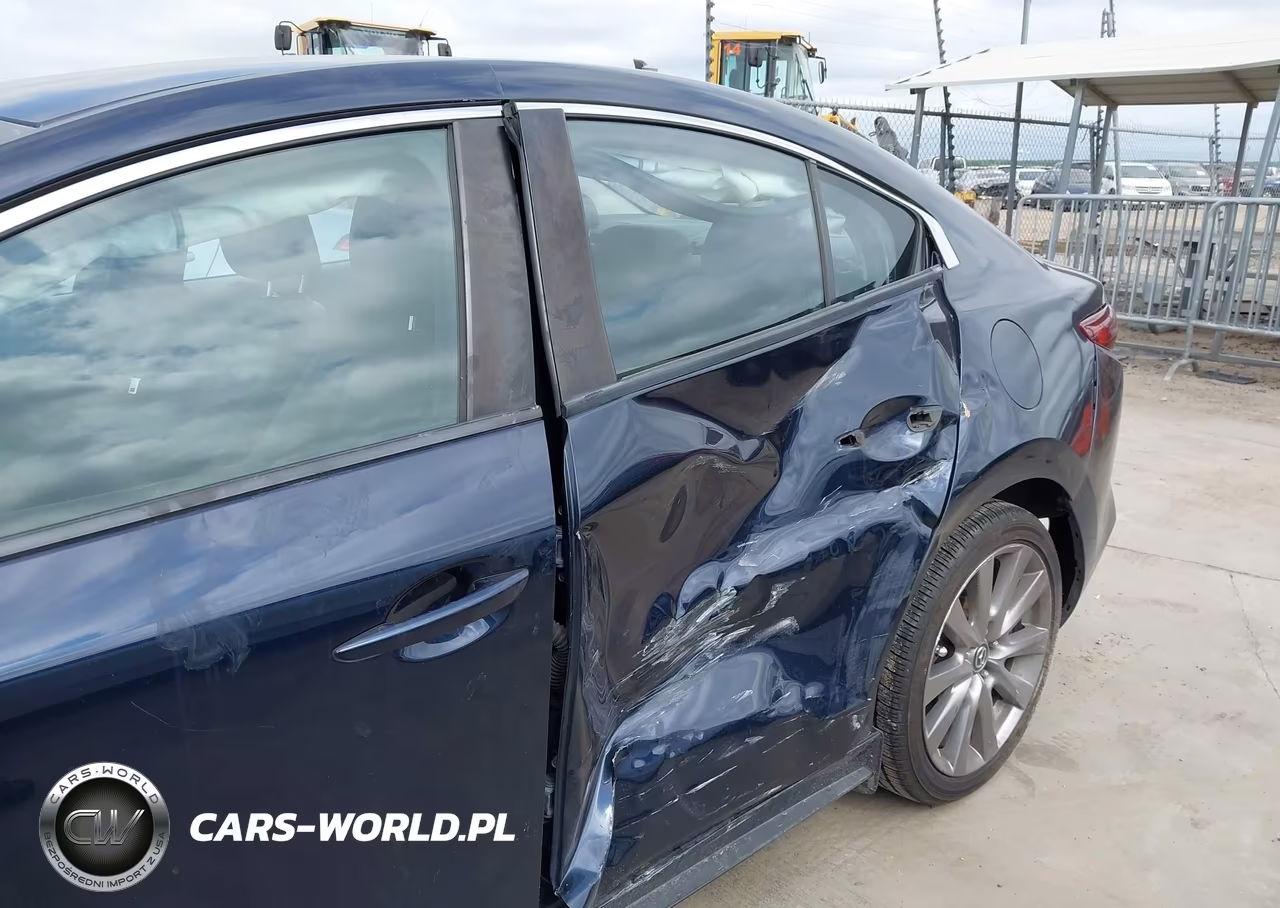 2019 Mazda Mazda3 Preferred Package VIN:JM1BPBDMXK1116011 - 6
