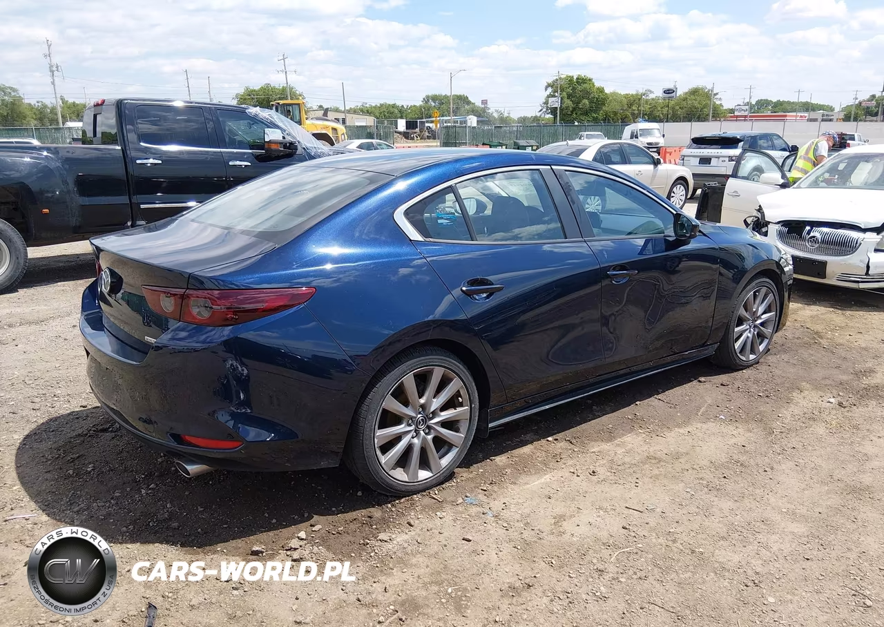 2021 Mazda Mazda3 Select VIN:3MZBPABL5MM251761 - 4